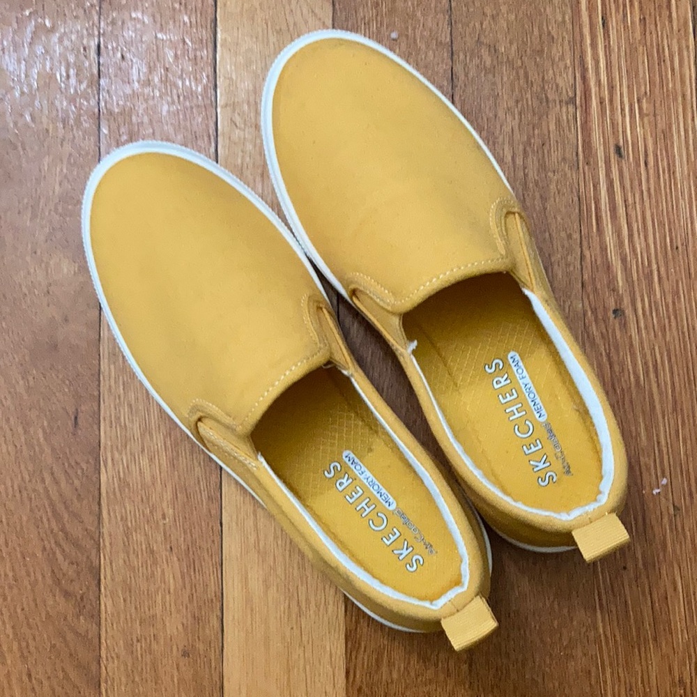 Yellow Skechers Slide-On Sneakers sz 7.5 med